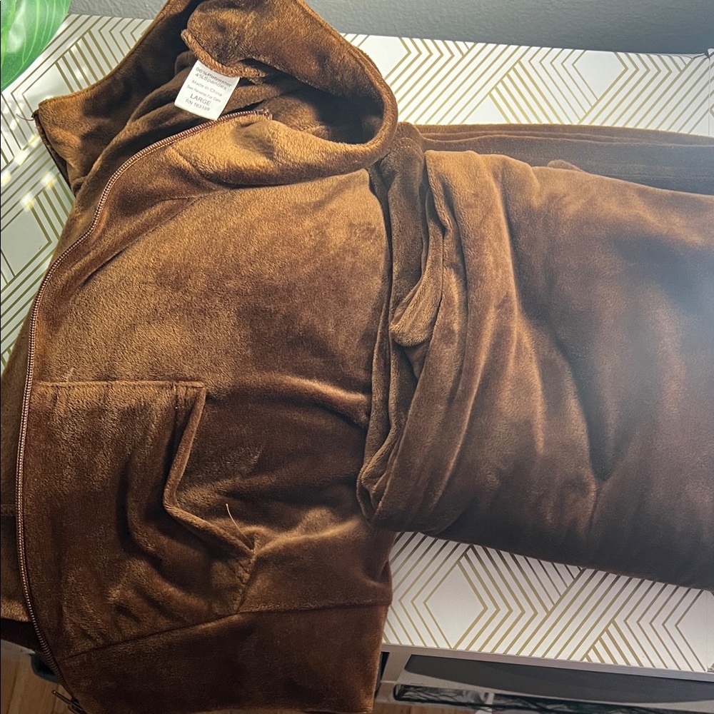 Brown Velvet Zip Hoodie and pants set size L/xL